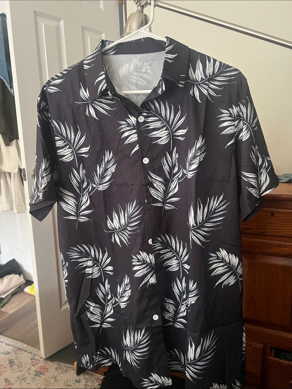 SHEIN Black Short Sleeve Button-Up with White Leaf Print